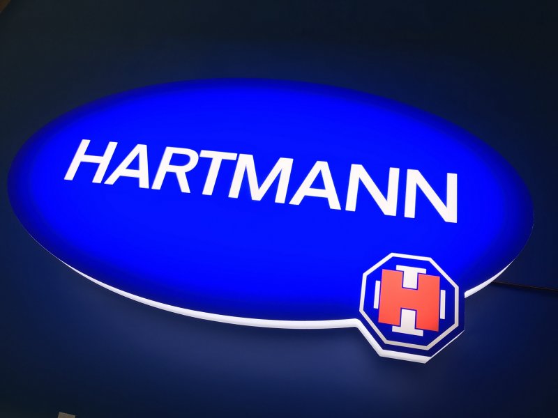 ProsvetlenaLoga-Hartmann2